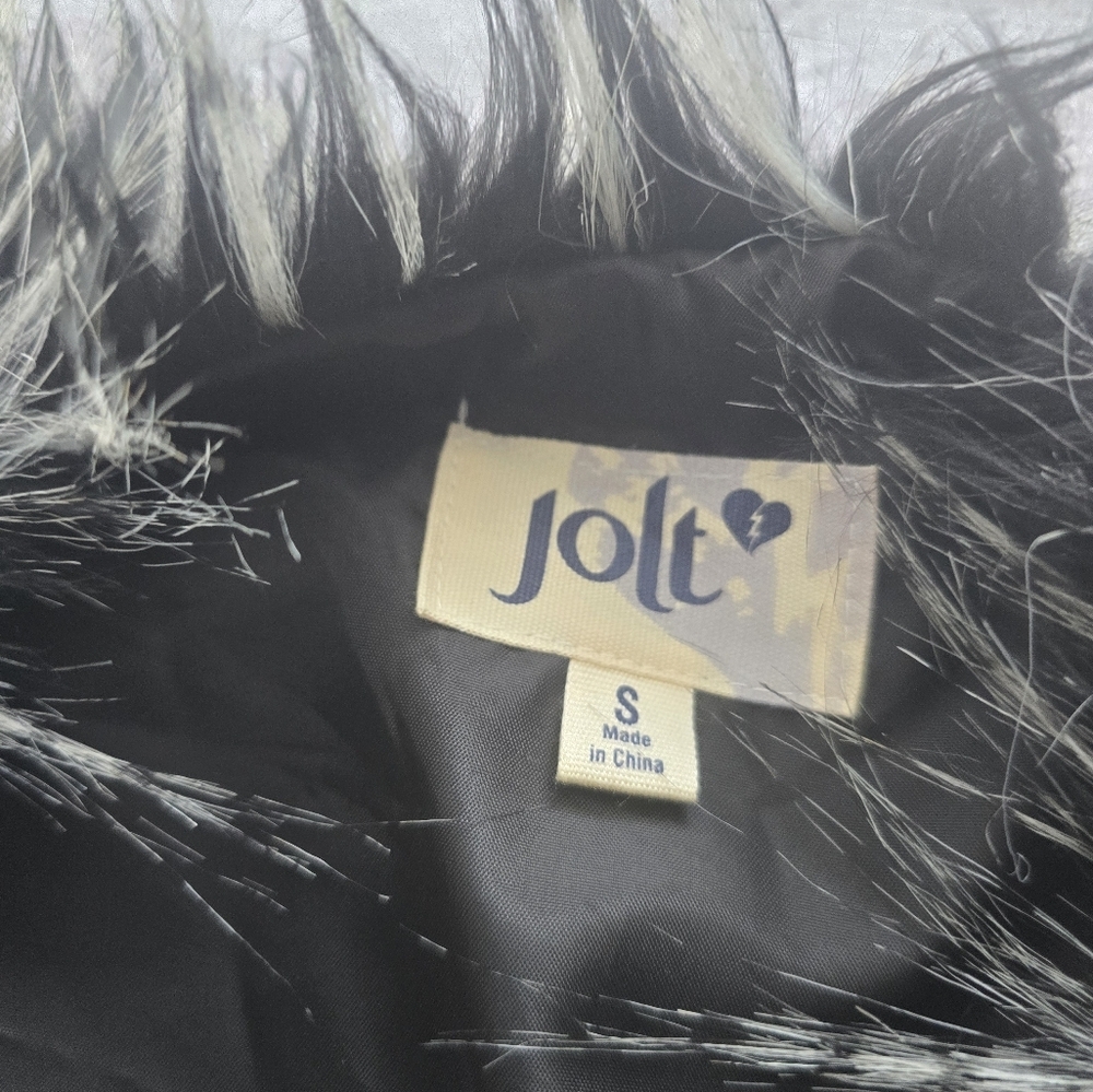 Women's Black and White Faux Fur Vest Size M - Picture 7 of 7